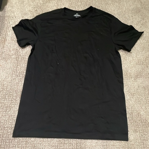 Pack Of 5 Men’s Xs Tees 3 American Eagle, 1 Abercrombie, and the other is H&M - Picture 7 of 10